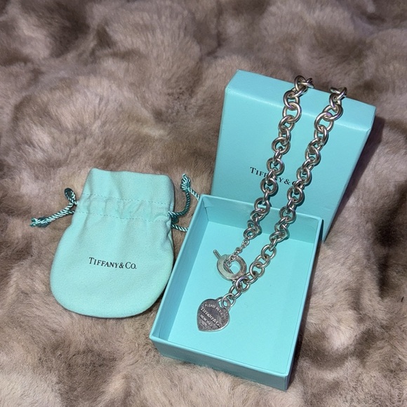 Tiffany & Co. Heart Tag Toggle Necklace - Picture 5 of 6